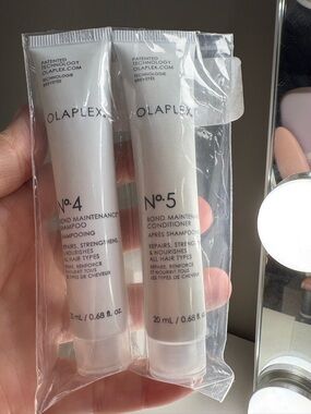 Olaplex No.4 + No.5 Bond Maintenance Shampoo & Conditioner Duo 20mL Minis BNIB